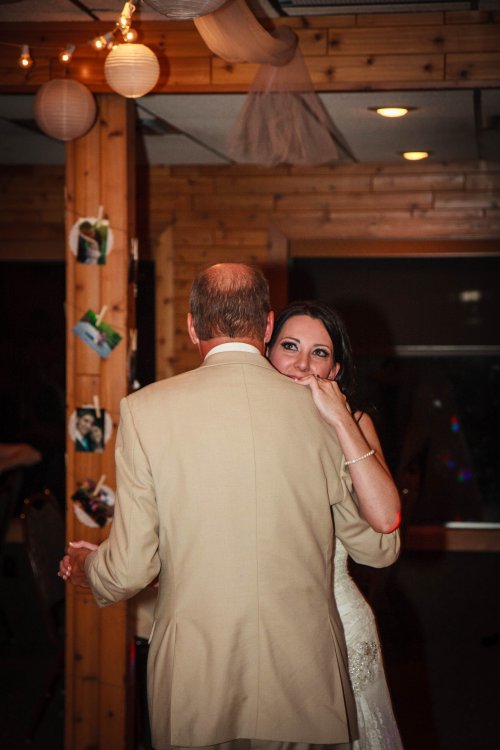 Father and bride dance